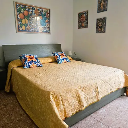 Tenente Amendola 2 Apartment *