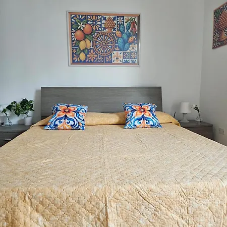 Tenente Amendola 2 Lipari (Isola Lipari)