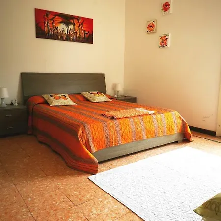 Apartment Tenente Amendola 2 *
